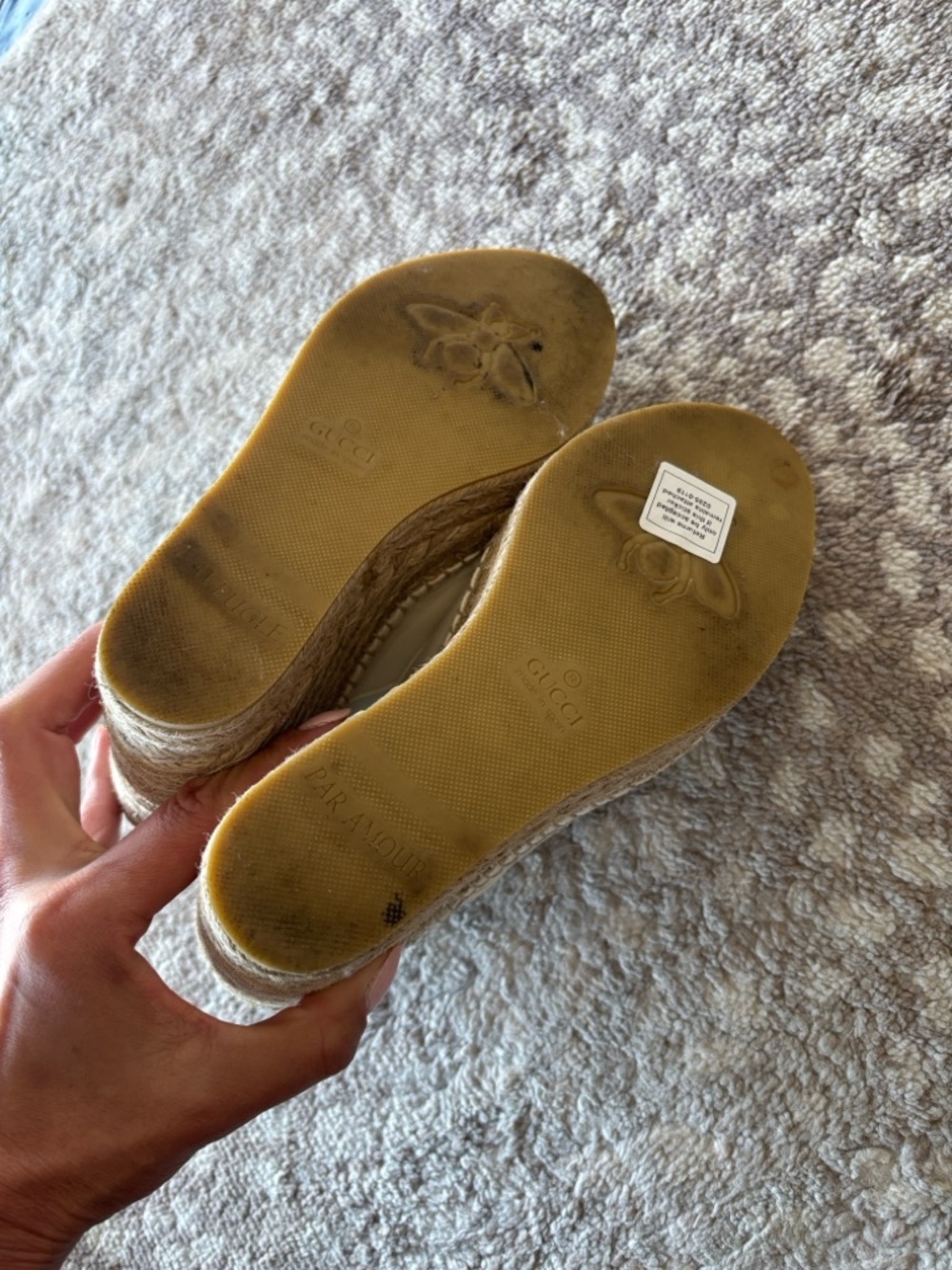 Sz 37.5 GUCCI Pilar White and Silver Espadrille Wedges GREAT condition - Picture 5 of 8